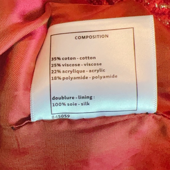 Chanel Tweed Blazer. - Picture 7 of 9